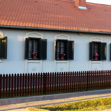 Szentgyoergyvoelgy Vendeghaz Orseg Hotel Szentgyorgyvolgy Bagian luar foto
